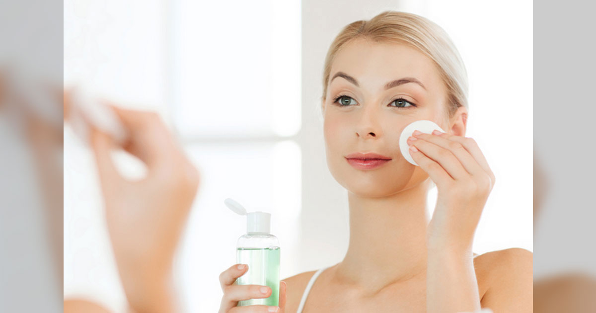 Alasan-Kenapa-Double-Cleansing-Wajib-Buat-Kamu-yang-Pakai-Makeup Alasan Kenapa Double Cleansing Wajib Buat Kamu yang Pakai Makeup