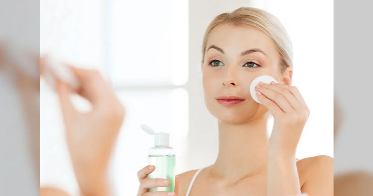Alasan Kenapa Double Cleansing Wajib Buat Kamu yang Pakai Makeup