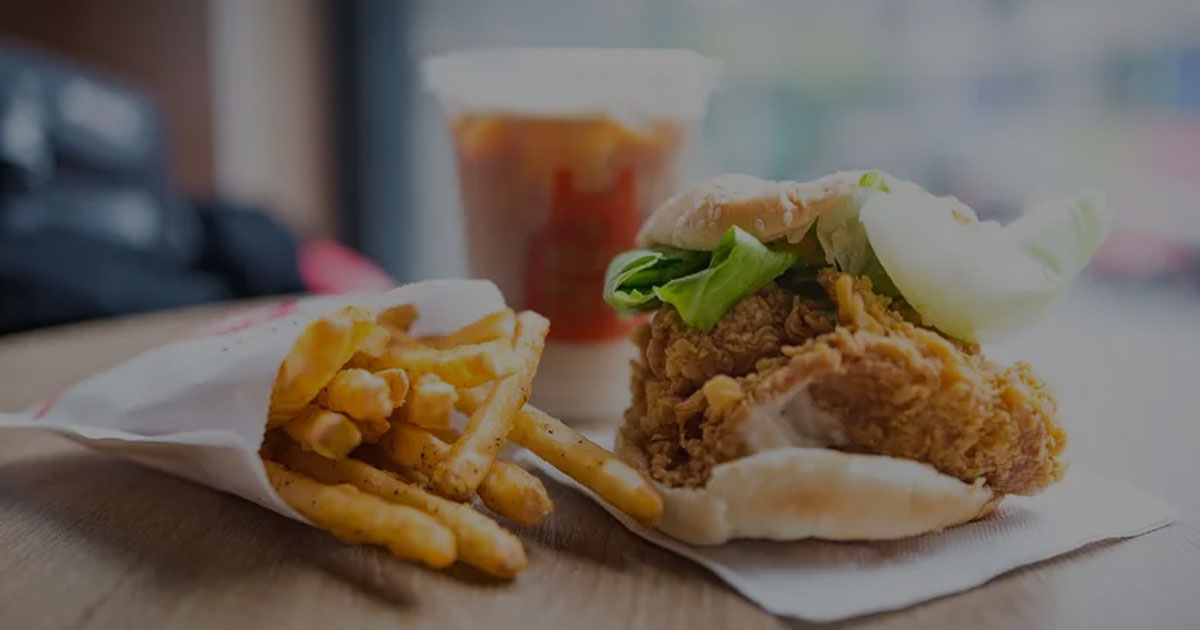 Cara Aman Menjaga Pola Makan di Era Makanan Cepat Saji Cara Aman Menjaga Pola Makan di Era Makanan Cepat Saji