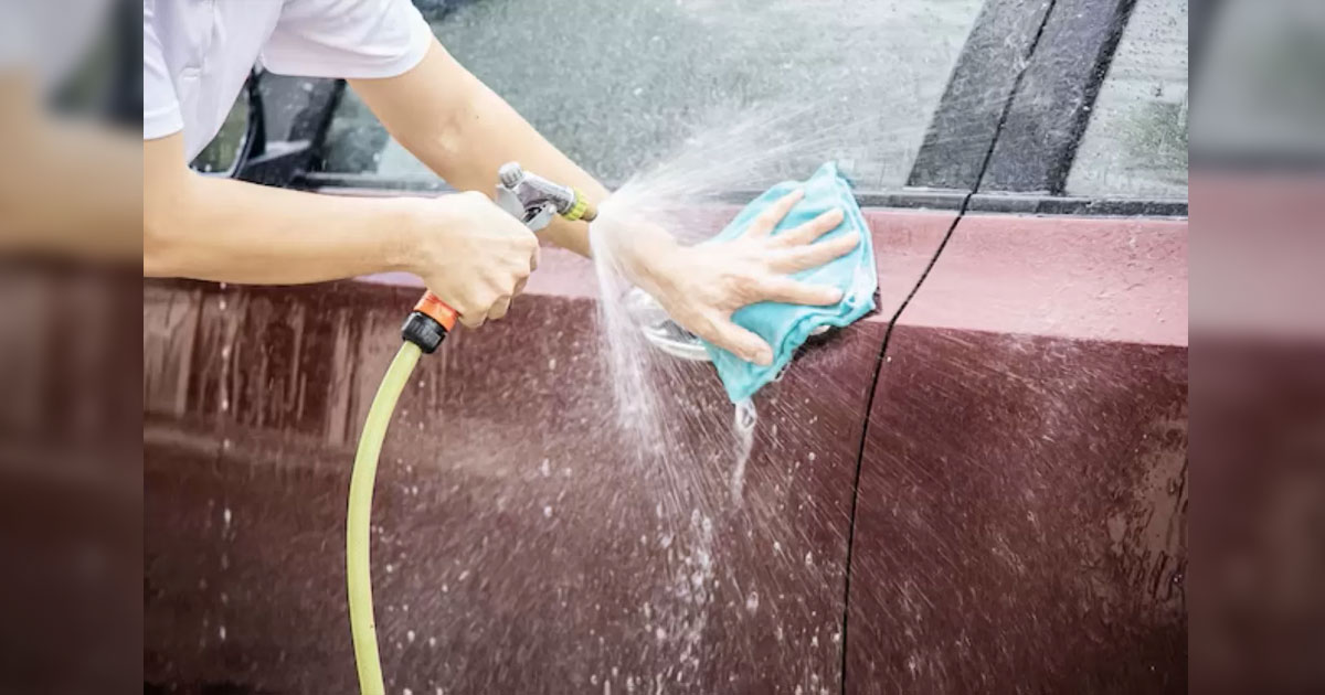 Cara Mudah Rawat Mobil di Musim Hujan Biar Nggak Cepat Rusak