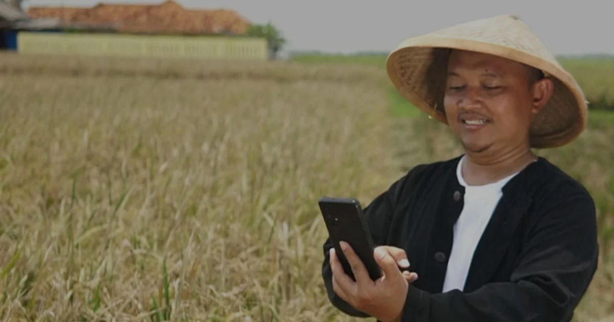 Dari Sawah ke Smartphone Transformasi Digital Petani Masa Kini