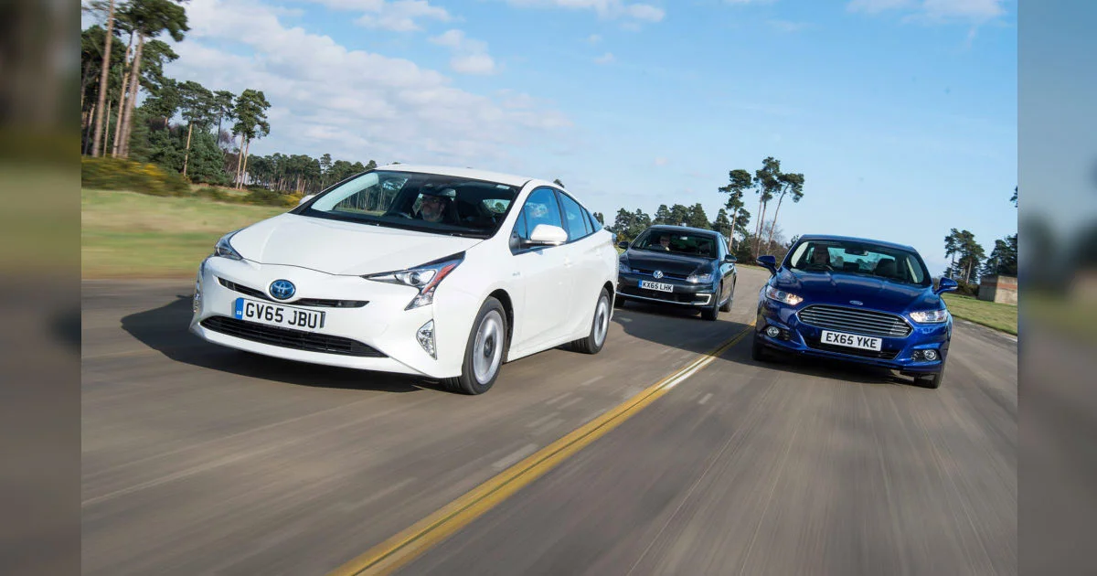 Mobil Listrik vs Hybrid, Pilih yang Mana Buat Masa Depan?